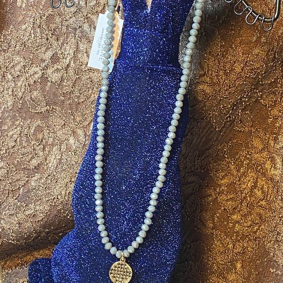 NWT GRAY MICRO PAVED CRYSTALS GRAY GLASS BEAD OUTER SPACE DAINTY DESIGN NECKLACE - Picture 9 of 14